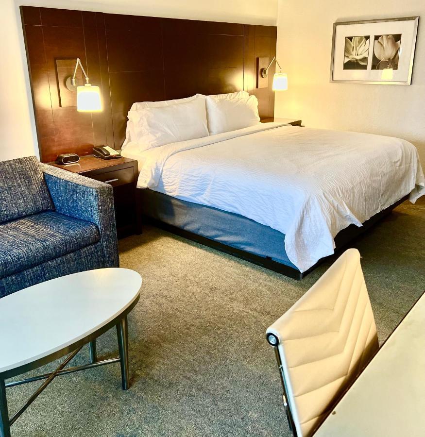 Holiday Inn Virginia Beach - Norfolk By Ihg Ngoại thất bức ảnh