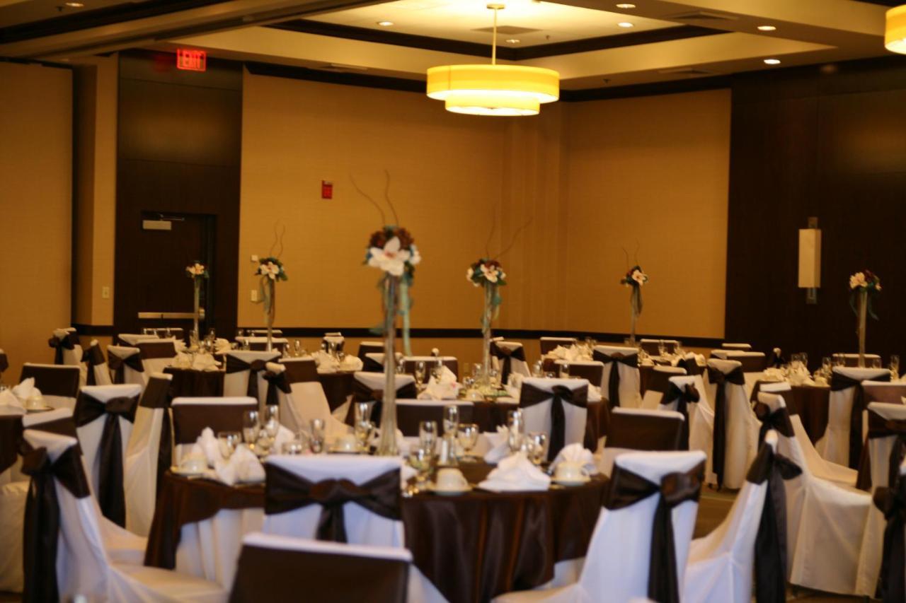 Holiday Inn Virginia Beach - Norfolk By Ihg Ngoại thất bức ảnh