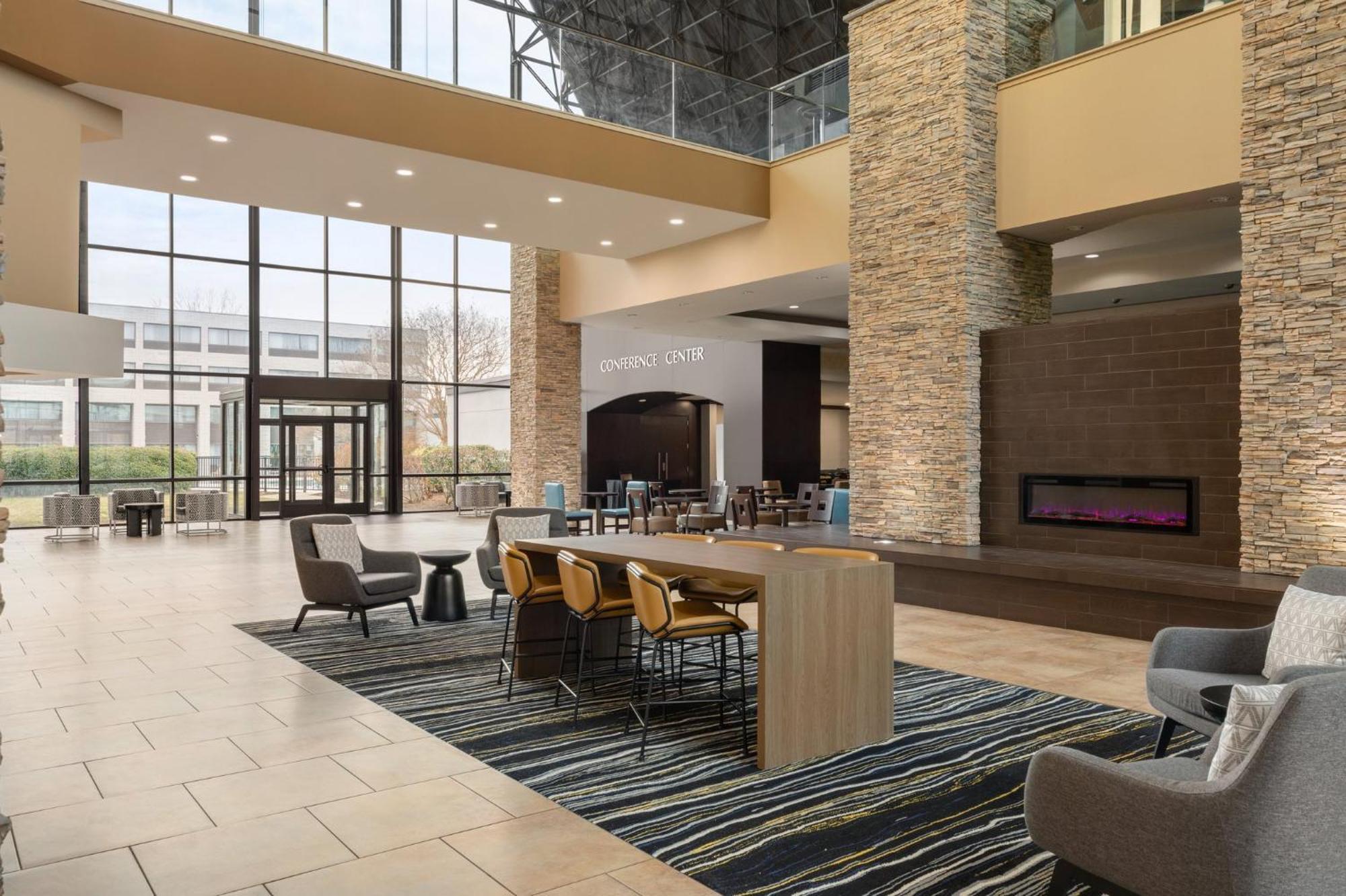 Holiday Inn Virginia Beach - Norfolk By Ihg Ngoại thất bức ảnh