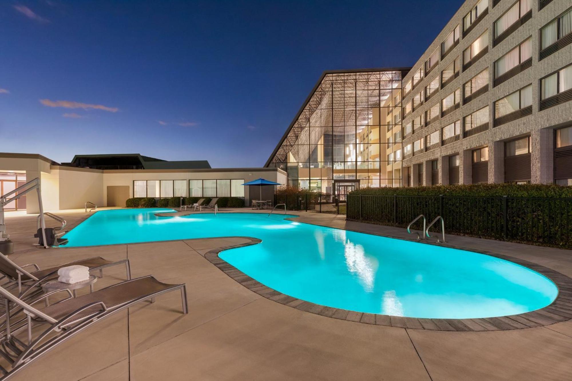 Holiday Inn Virginia Beach - Norfolk By Ihg Ngoại thất bức ảnh